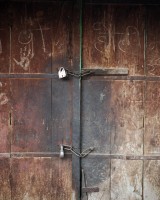 ShaneLavalette_WakingVrindavan_20